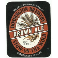 Donnington Brewery Brown Ale 19 1/3 fl oz Beer Bottle Label